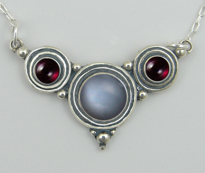 Sterling Silver Necklace Grey Moonstone And Garnet
